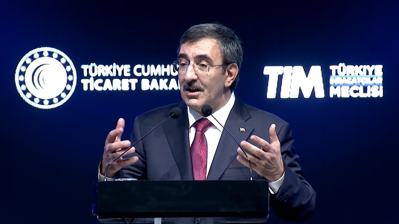 Cevdet Yılmaz’dan kredi kartı eleştirilerine yanıt: Tek bir kuruş bile bütçeye gitmeyecek