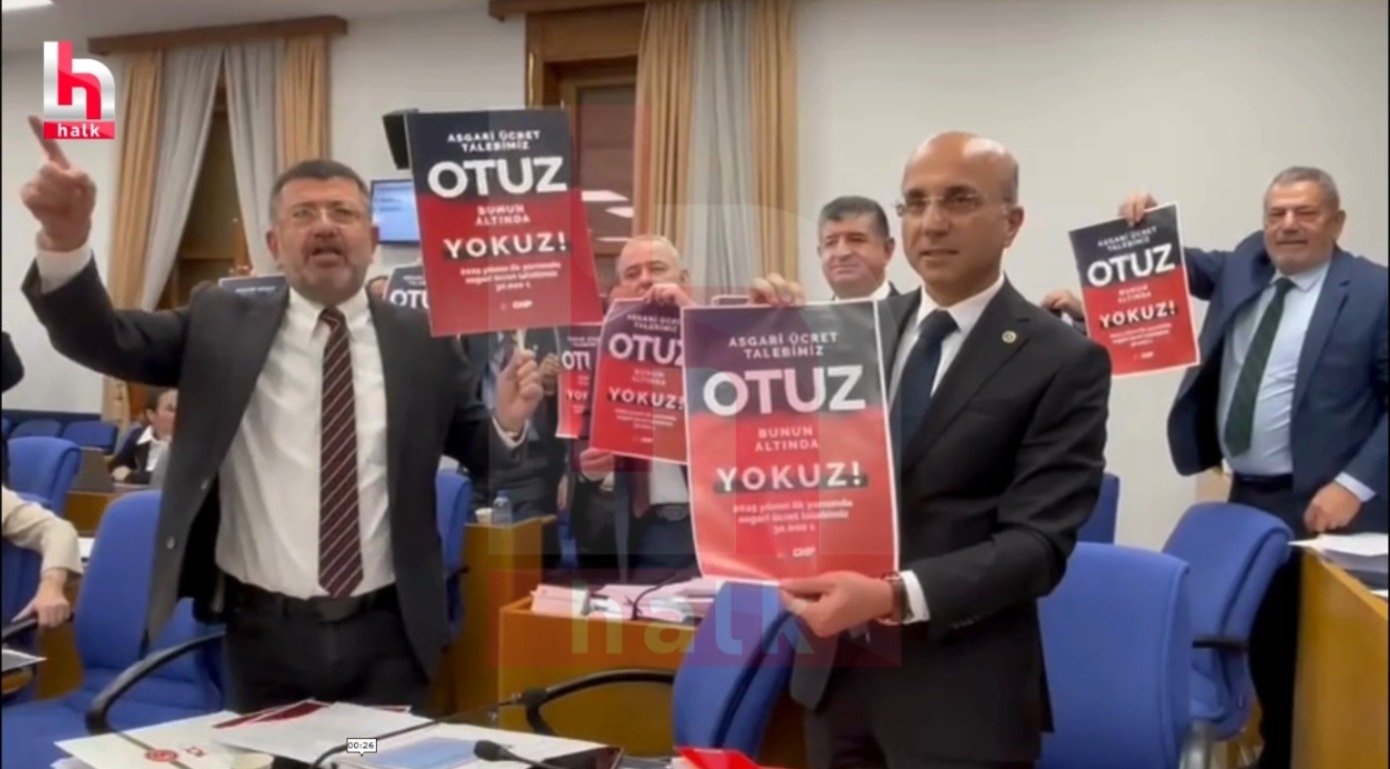 CHP’li vekil asgari ücret 30 bin olsun diye isyan etti: Tuzu kurular