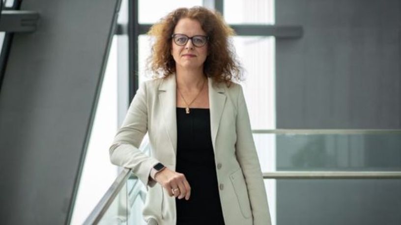 AMB Üyesi Schnabel: Faizler hızlı düşürülmemeli