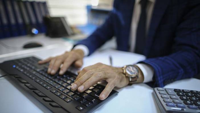 4/A ve 4/B Personel İçin Refakat İzni: Kimler Yararlanabilir, Şartları ve Süreleri Neler?