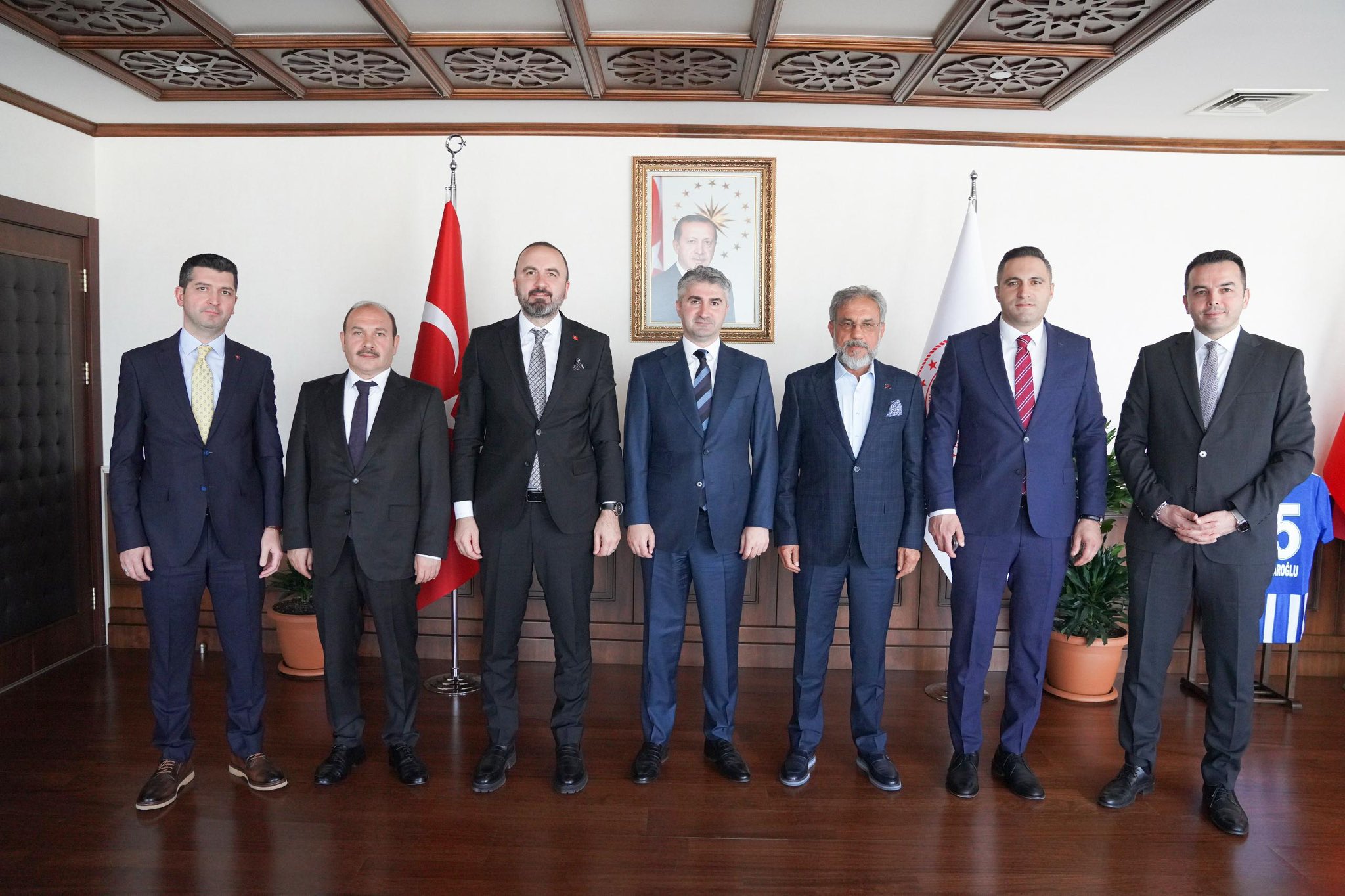 Öz Sağlık-iş Sendikasından kritik ziyaret