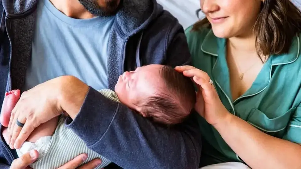 Doğum İzni 24 Haftaya Çıkarıldı: Yasa Resmileşti